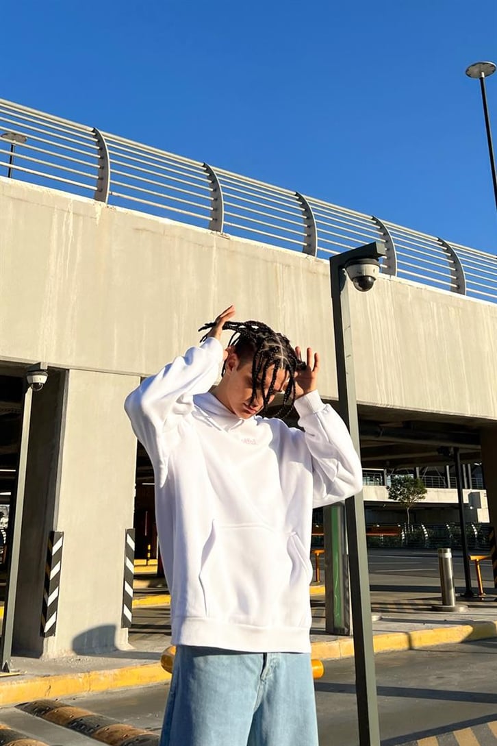 Ofcl Nakışlı Beyaz İçi Pamuklu Oversize Hoodie