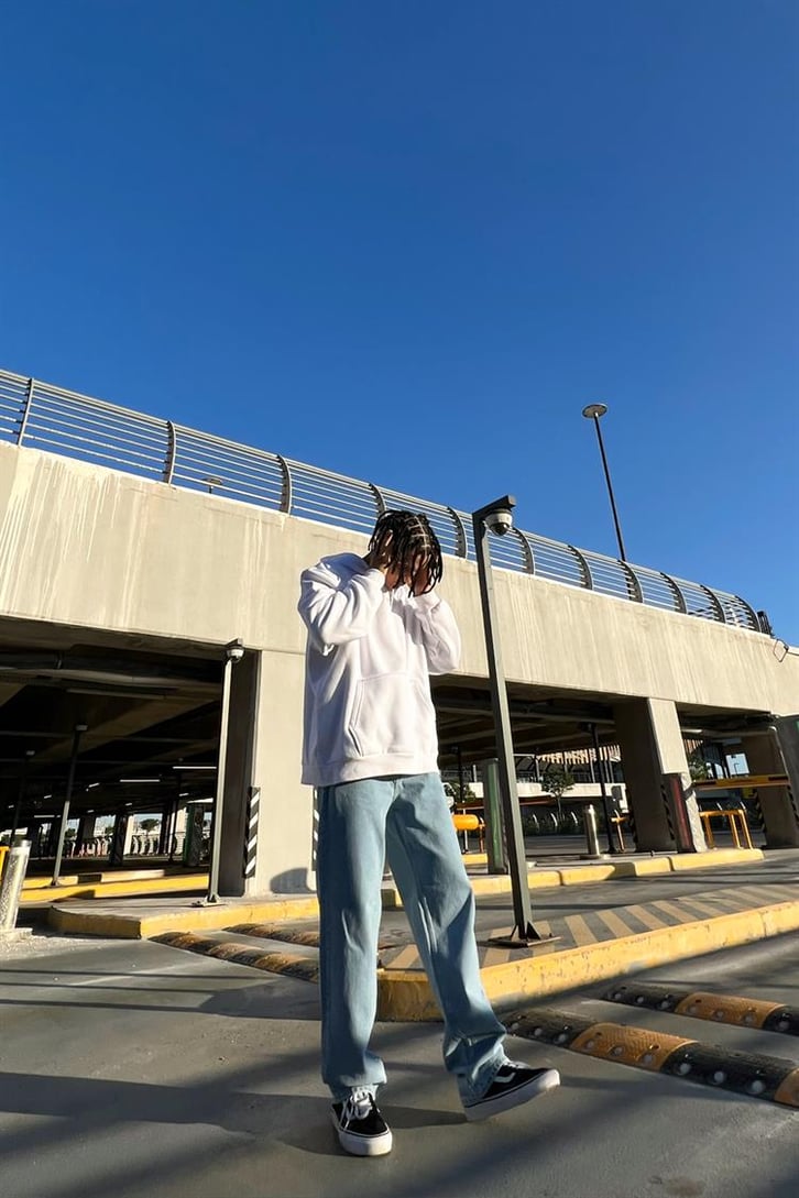Ofcl Nakışlı Beyaz İçi Pamuklu Oversize Hoodie