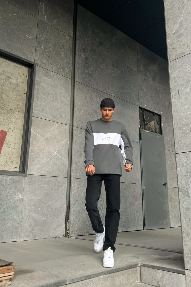 OFCL Nakışlı Koyu Gri Oversize Sweatshirt
