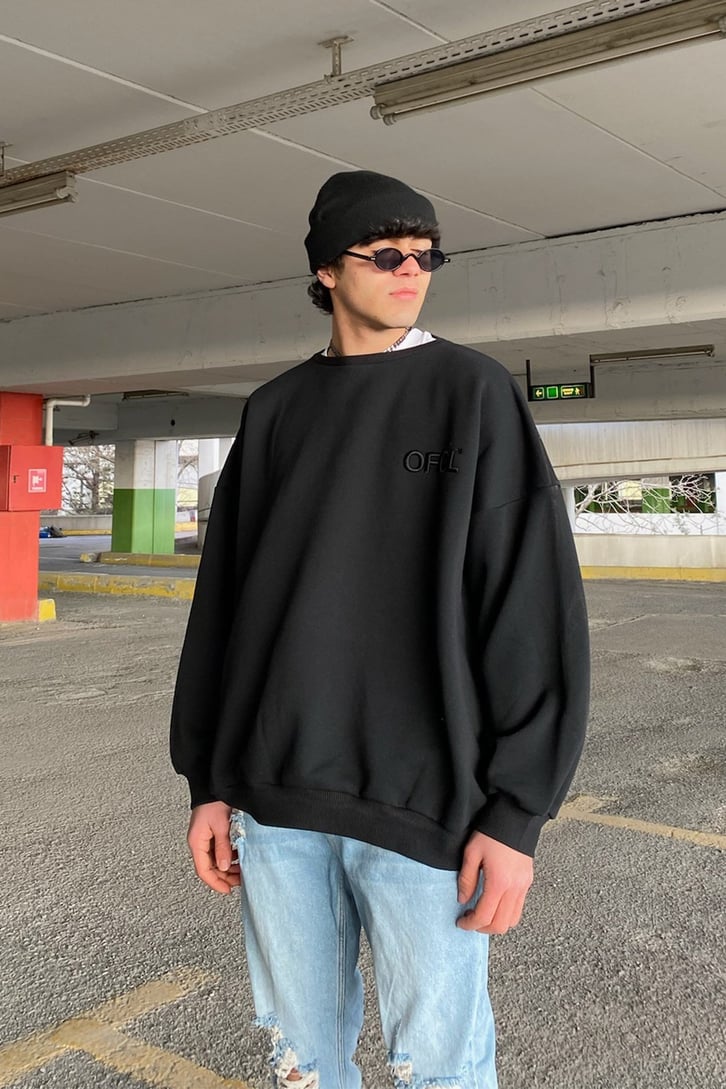 OFCL. Chest Logo Oversize Siyah Sweatshirt