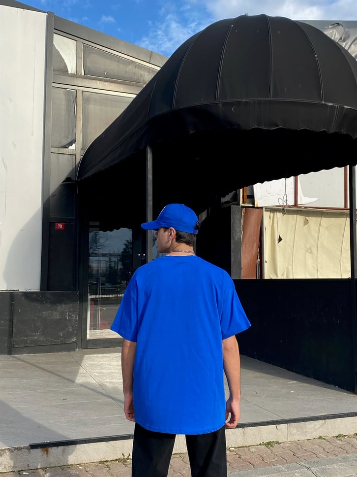 OFCL. Mavi Oversize Premium Tshirt