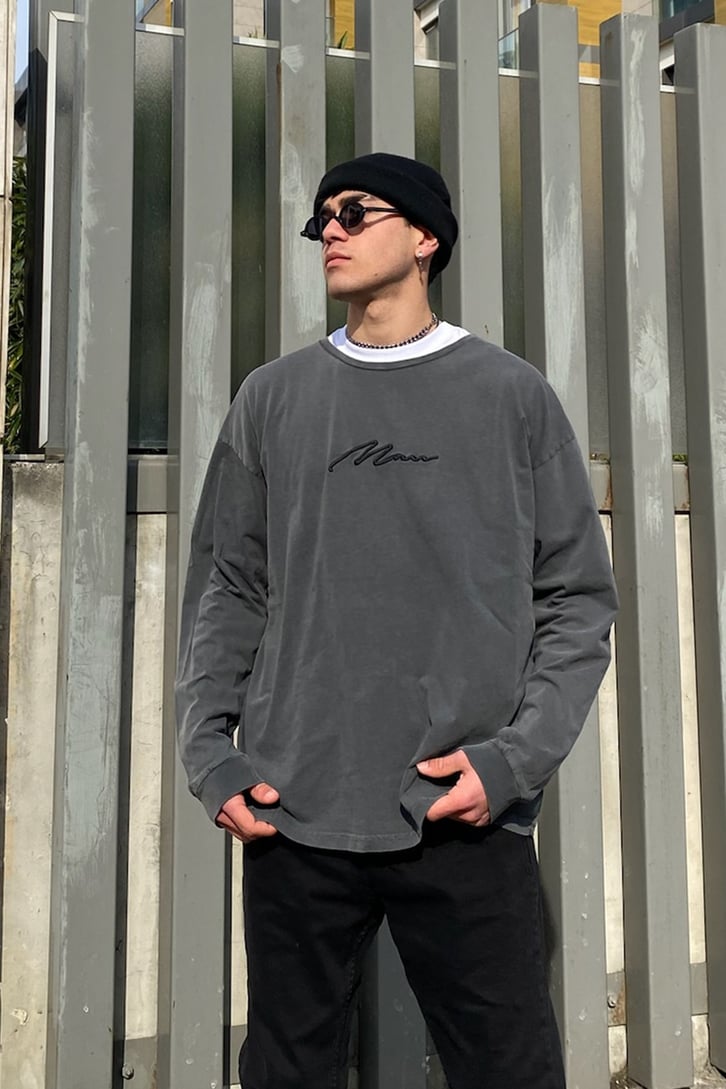 OFCL. Nakış Detay Oversize Acid Washed Sweatshirt