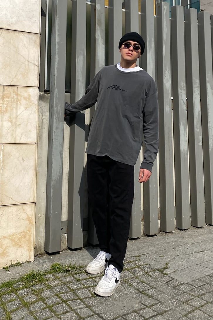 OFCL. Nakış Detay Oversize Acid Washed Sweatshirt