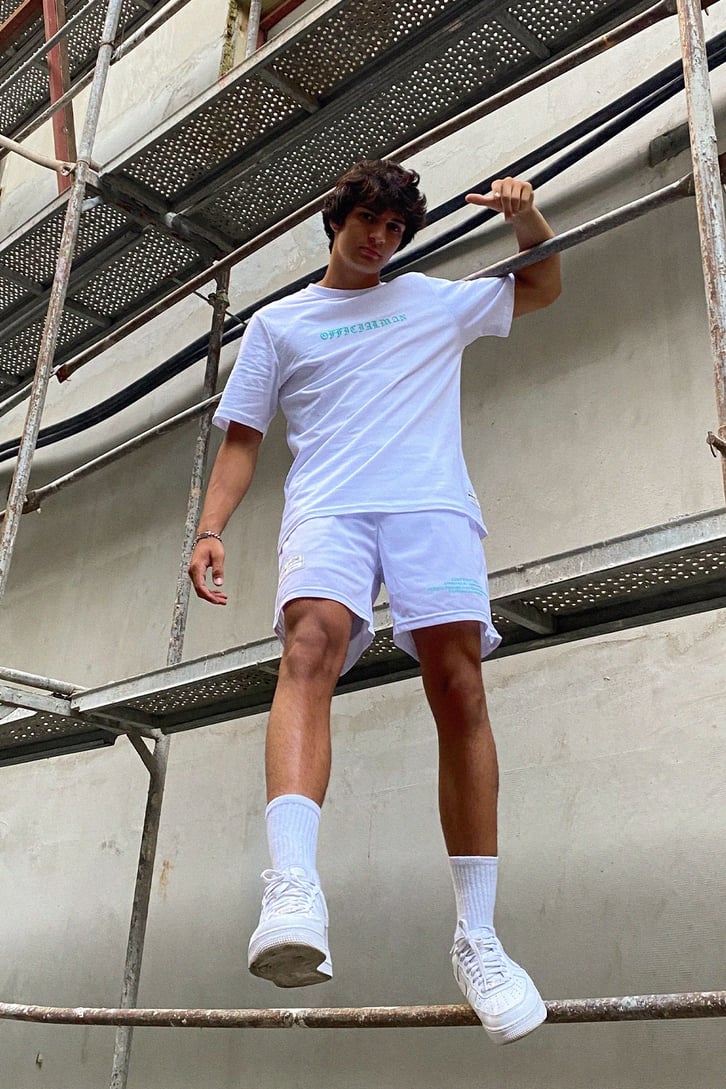 Official Man Beyaz Tshirt - Şort Takım