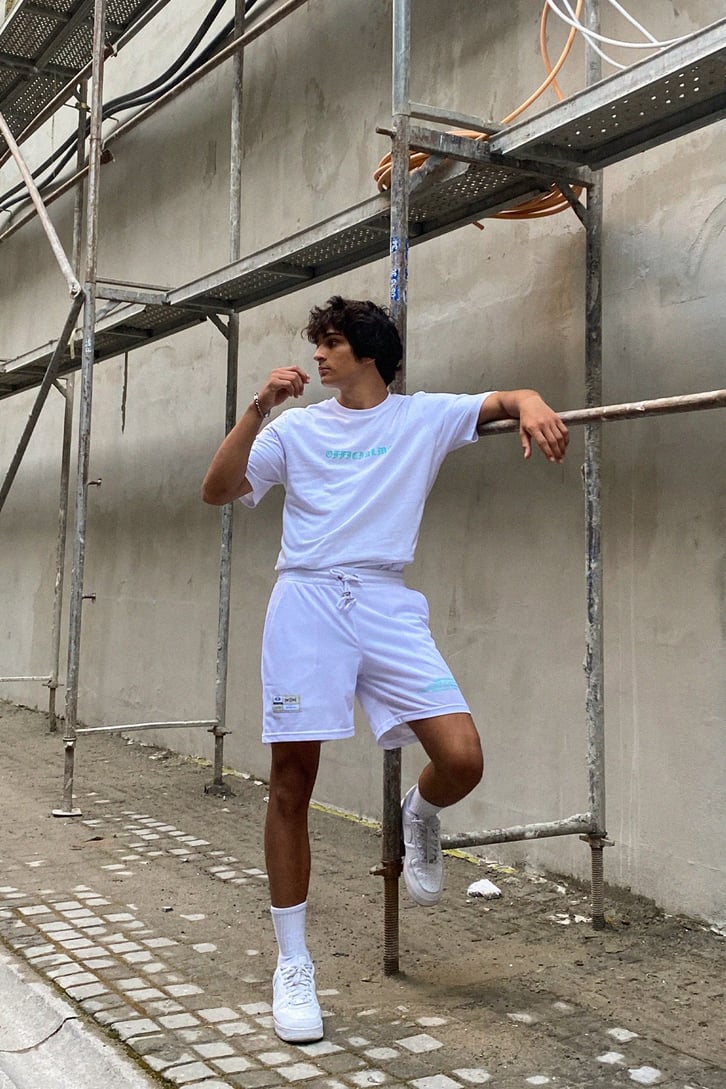 Official Man Beyaz Tshirt - Şort Takım