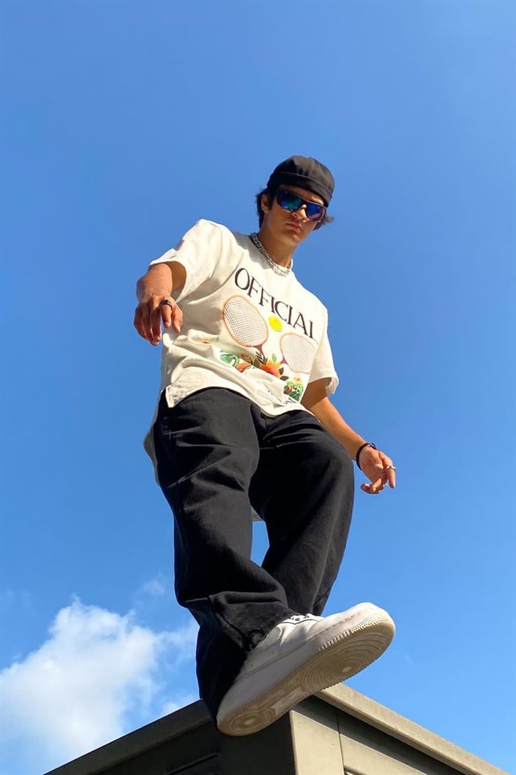 Official Nakışlı Ekru Oversize Tişört