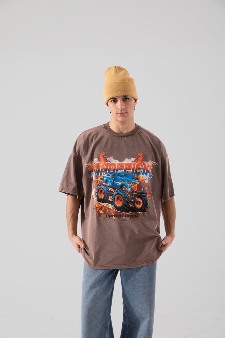 Offroad Car Baskılı Kahverengi Oversize Tişört