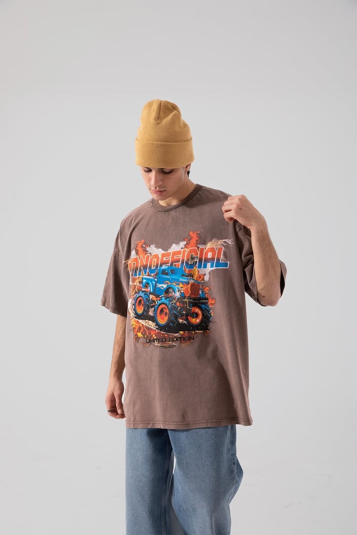 Offroad Car Baskılı Kahverengi Oversize Tişört