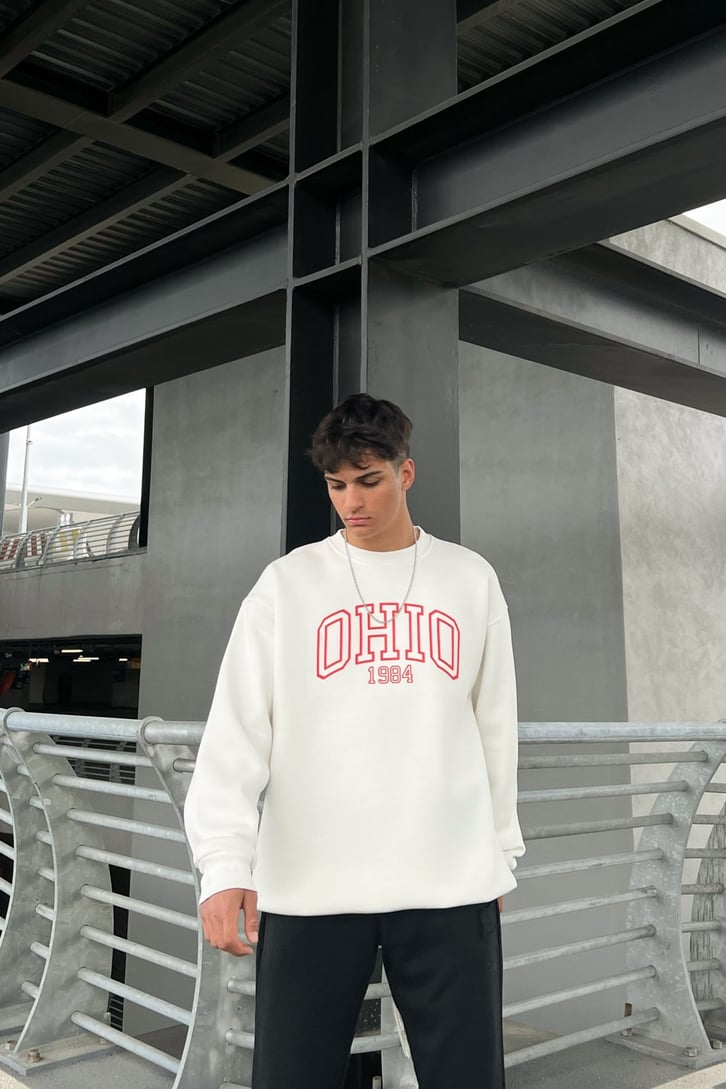 Ohio 1984 Baskılı Beyaz Oversize Sweatshirt