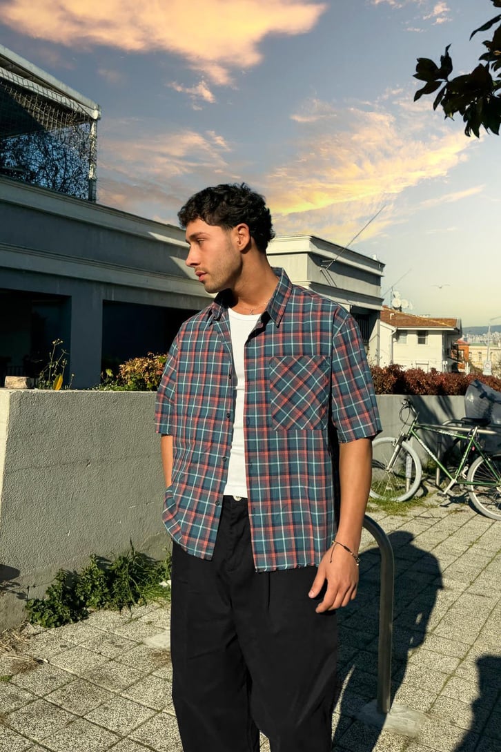 Ön Cep Detay Kısa Kollu Ekose Oversize Gömlek
