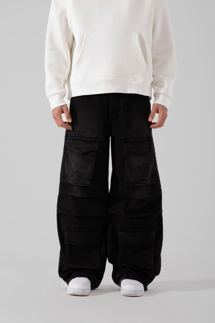 Ön Cep Detaylı Siyah Baggy Kargo Jean