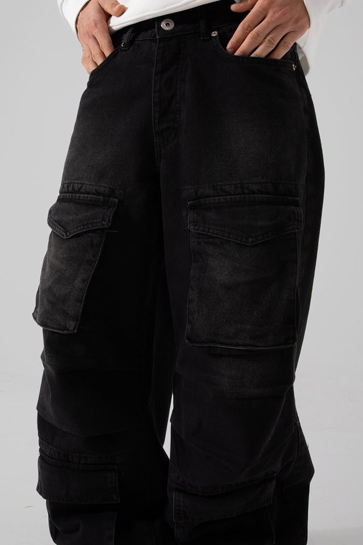 Ön Cep Detaylı Siyah Baggy Kargo Jean