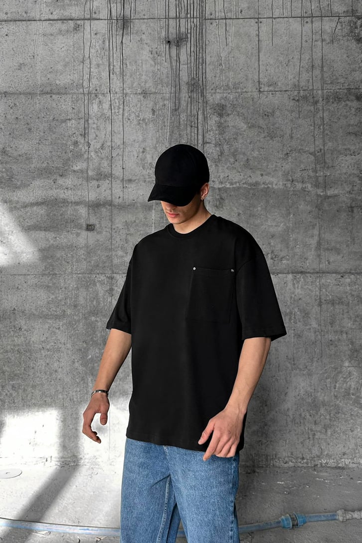 Ön Cepli Ekru Oversize Tişört