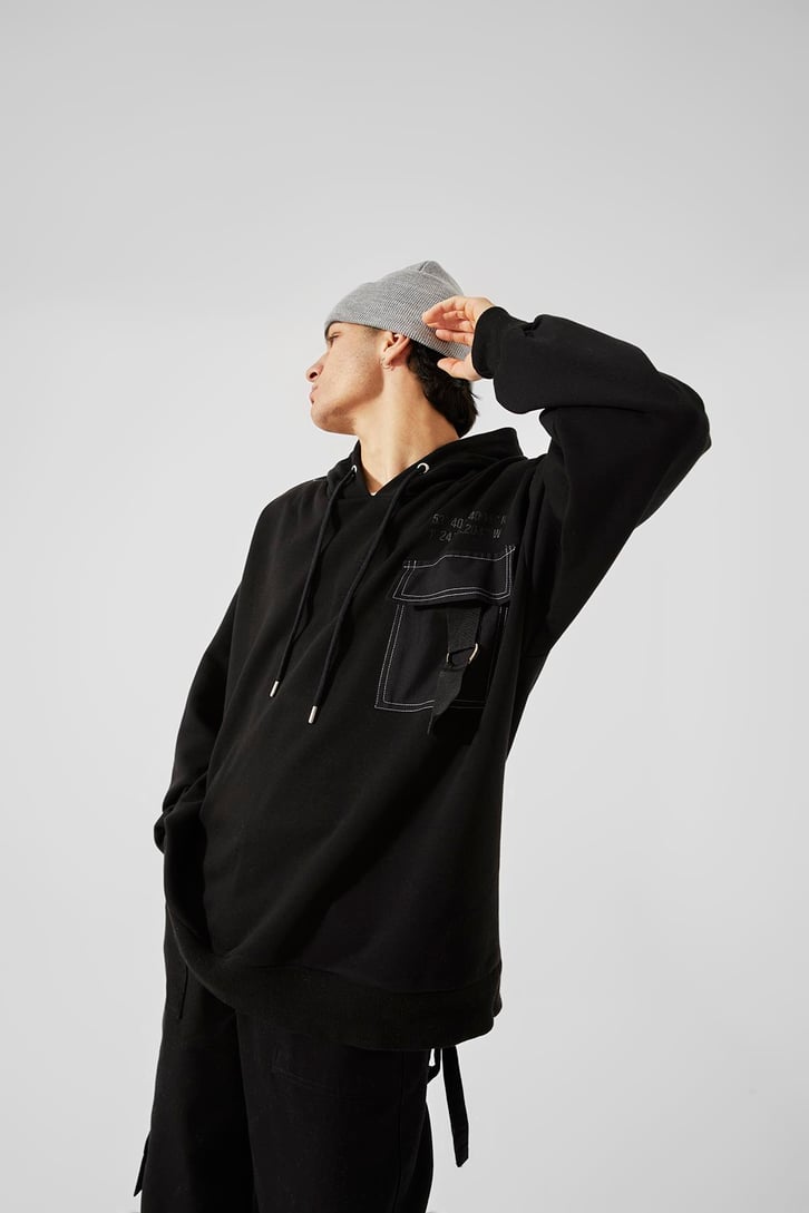 Ön Cepli Siyah Oversize Hoodie