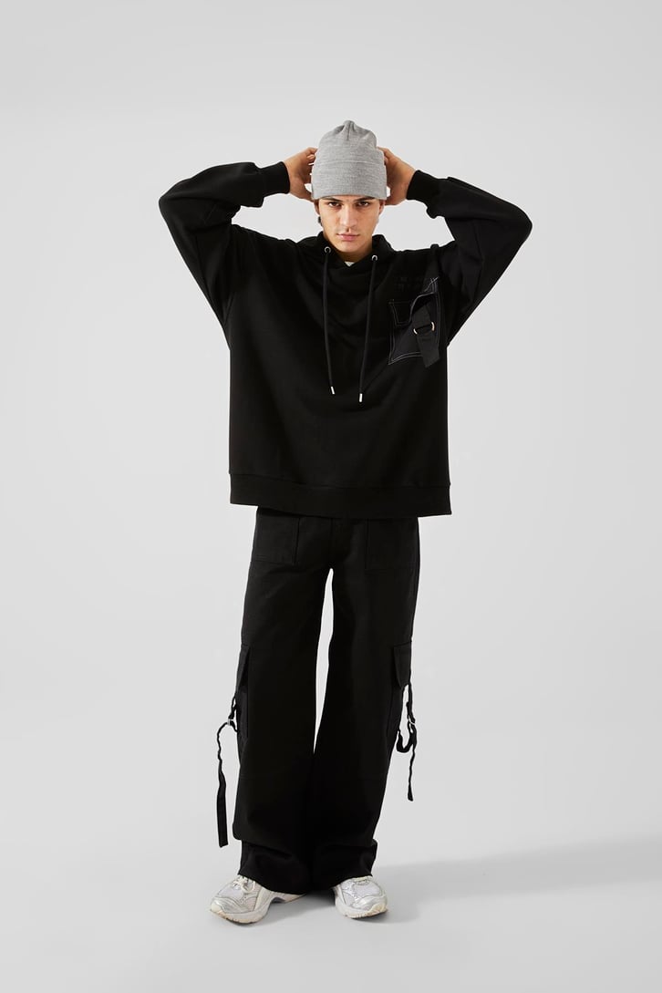 Ön Cepli Siyah Oversize Hoodie