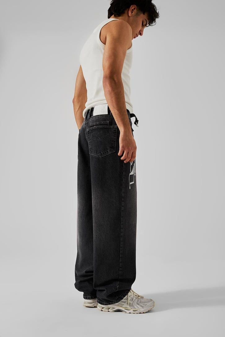Ön Nakışlı Acid Wash Baggy Jean