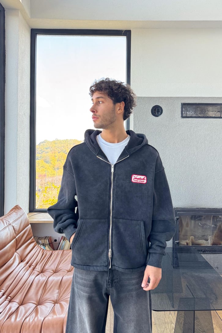 Ön Nakışlı Hoodie
