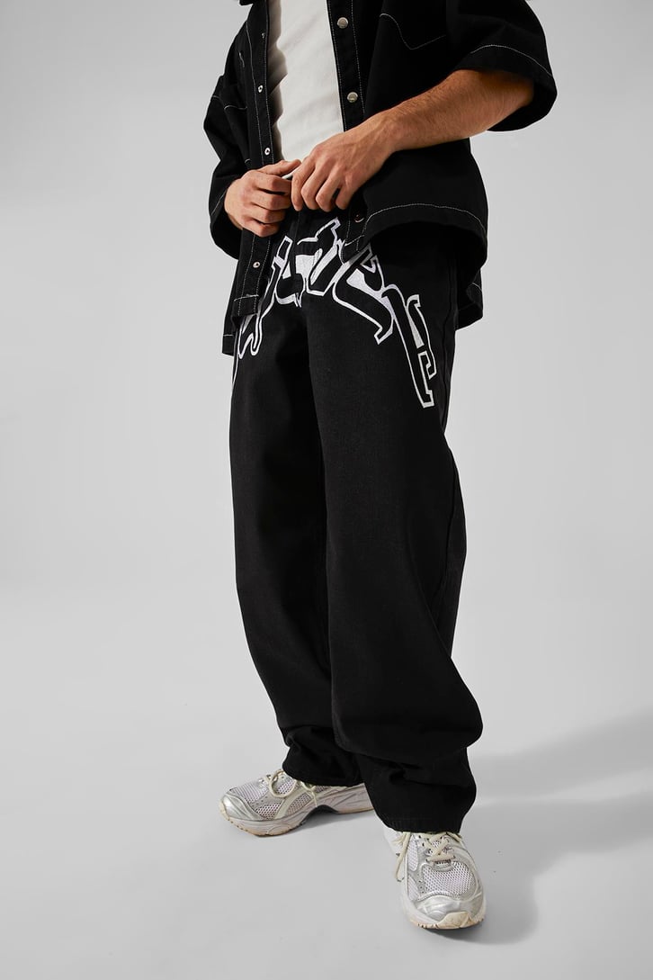 Ön Nakışlı Siyah Baggy Jean