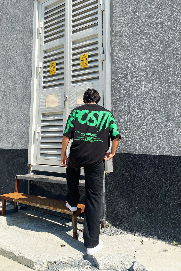 Opposition Sırt Baskılı Siyah Oversize Tshirt