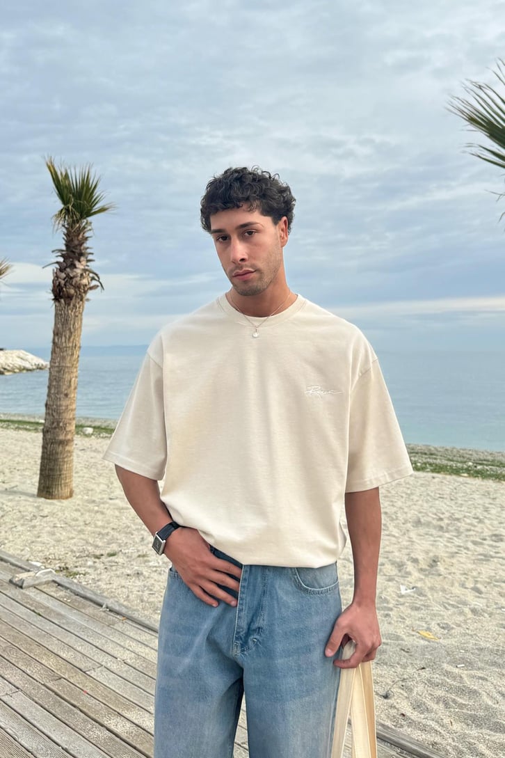 Ostrich Sırt Nakışlı Oversize Tişört