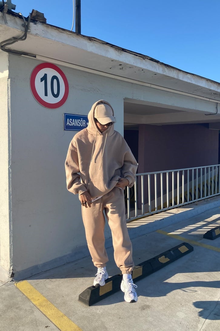 OVERSIZE BASIC SWEATPANTS