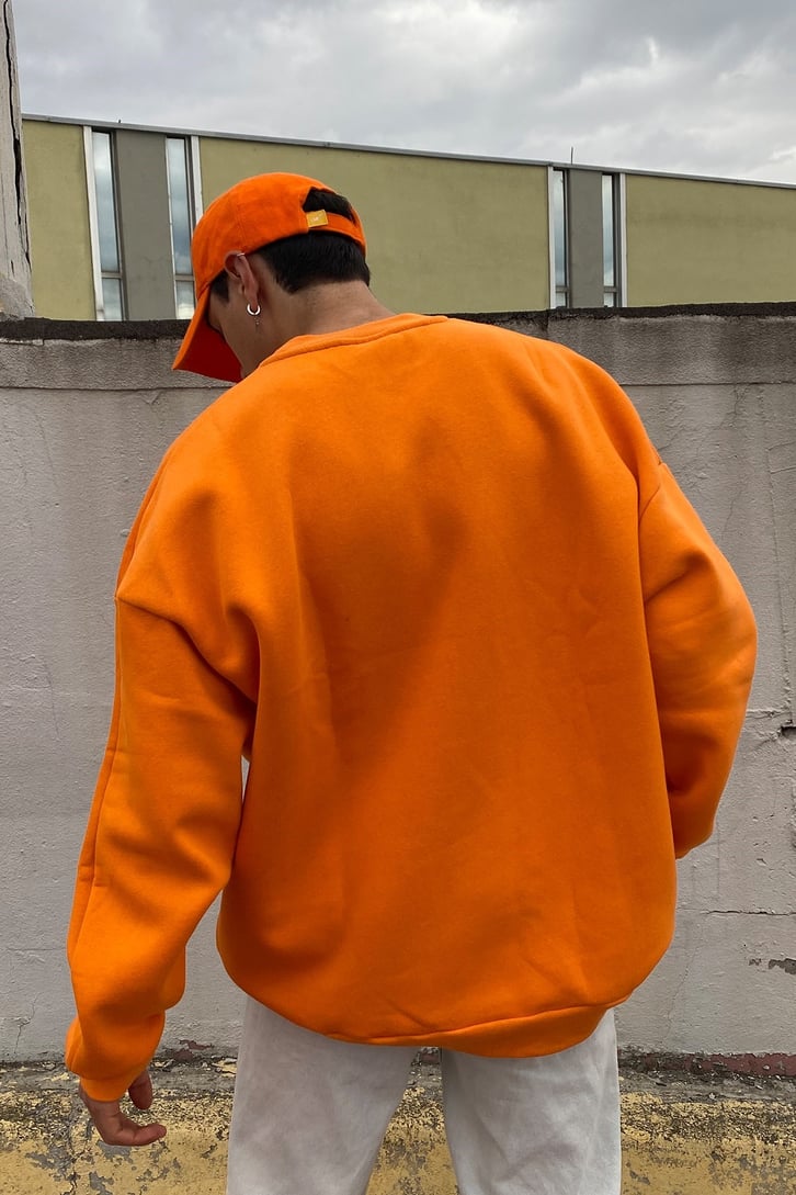 OVERSIZE BASIC SWEATSHIRT