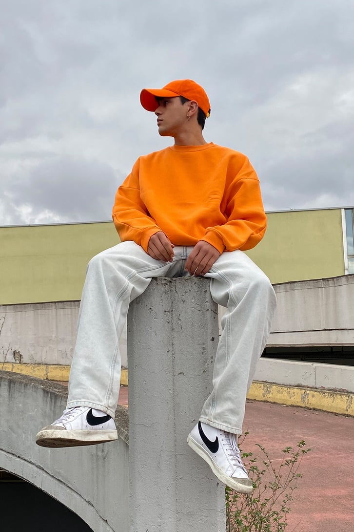OVERSIZE BASIC SWEATSHIRT
