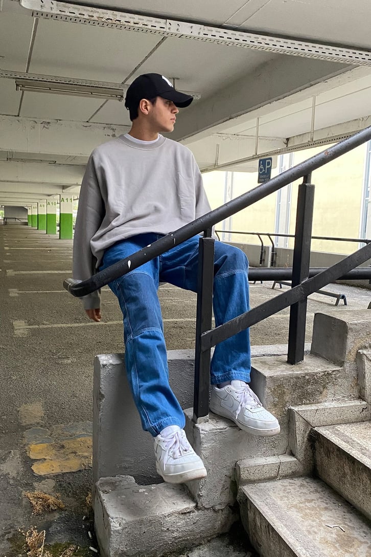 OVERSIZE BASIC SWEATSHIRT