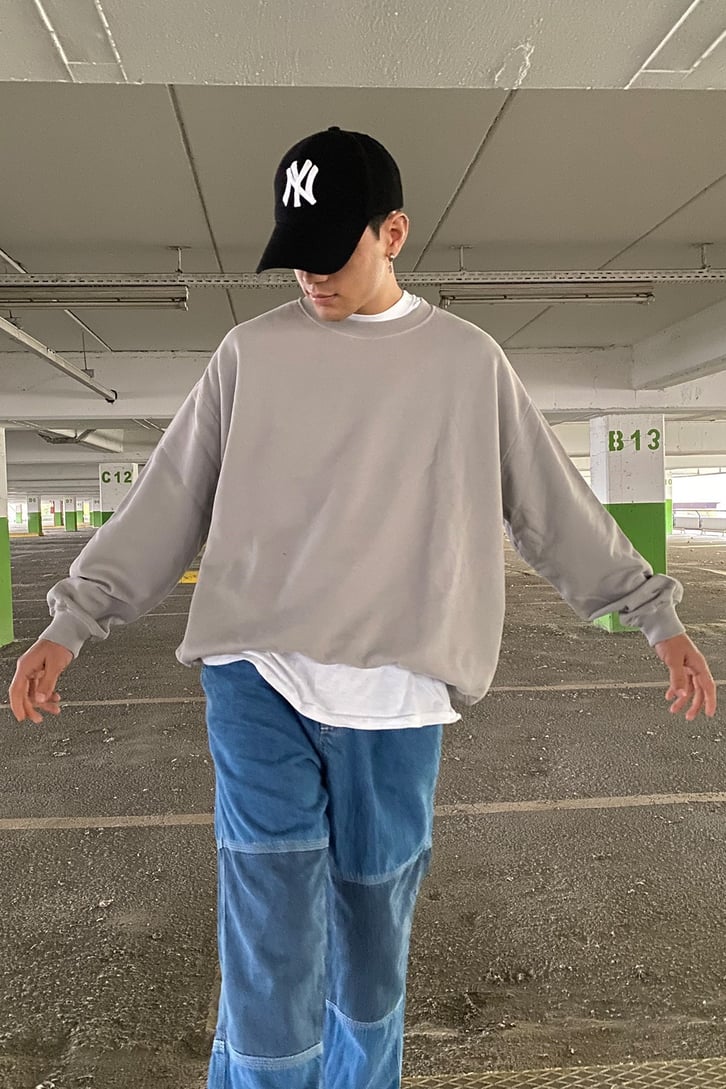 OVERSIZE BASIC SWEATSHIRT