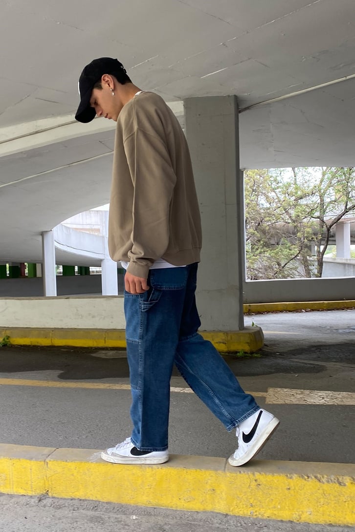 OVERSIZE BASIC SWEATSHIRT