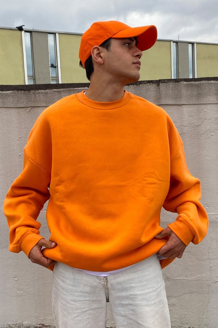 OVERSIZE BASIC SWEATSHIRT