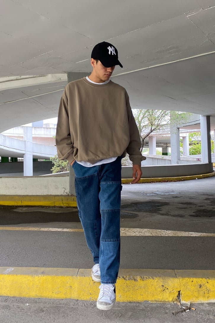 OVERSIZE BASIC SWEATSHIRT