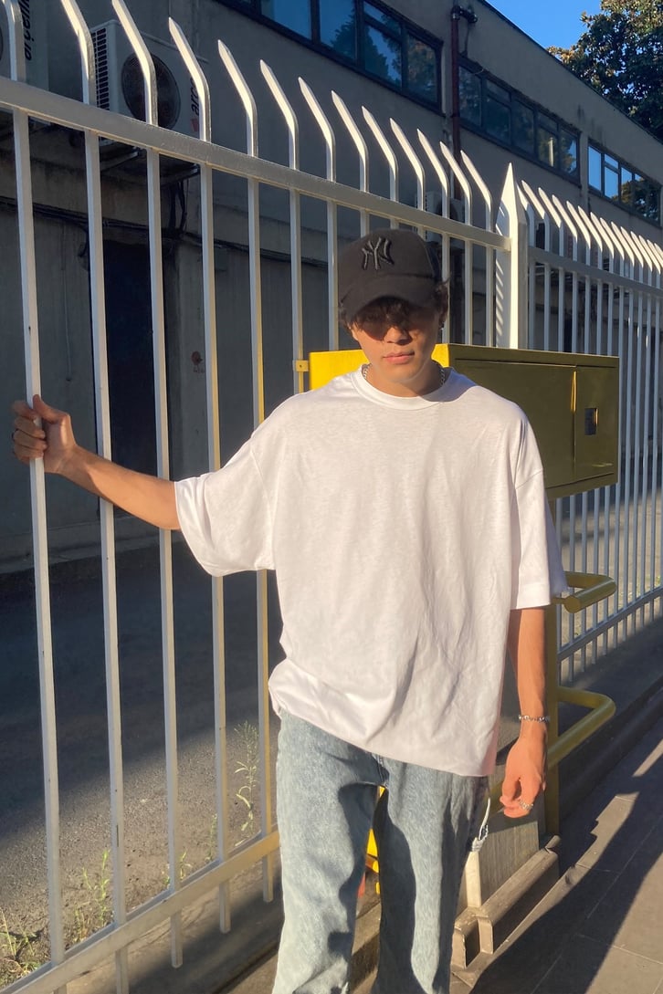 OVERSIZE BASIC TSHIRT