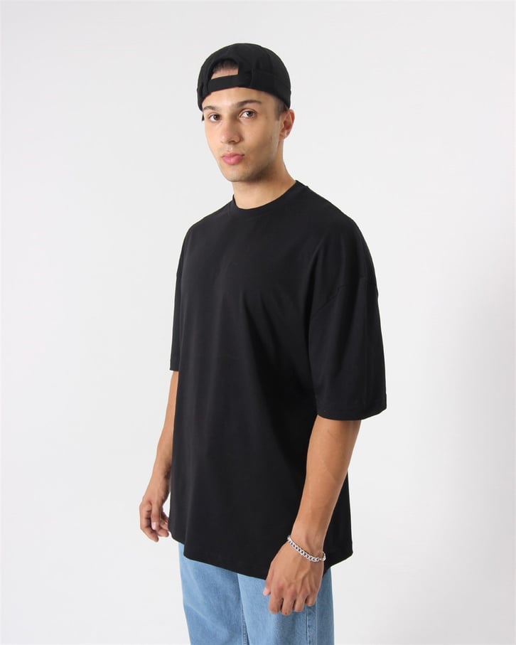 OVERSIZE BASIC TSHIRT