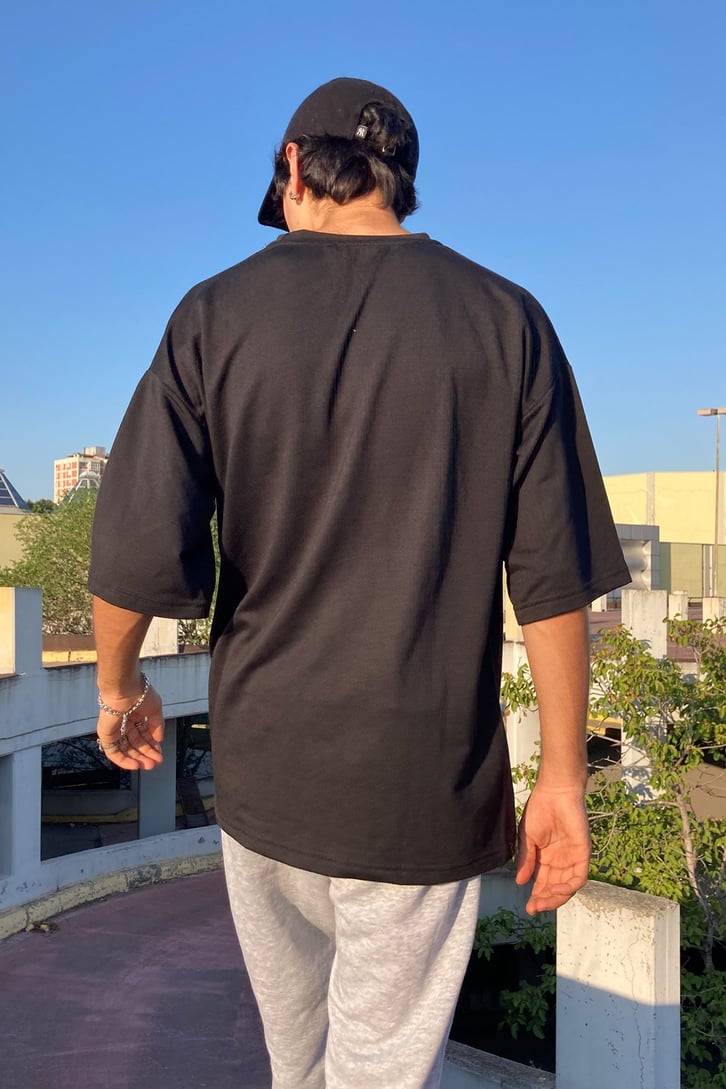 OVERSIZE BASIC TSHIRT