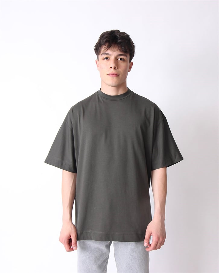 OVERSIZE BASIC TSHIRT