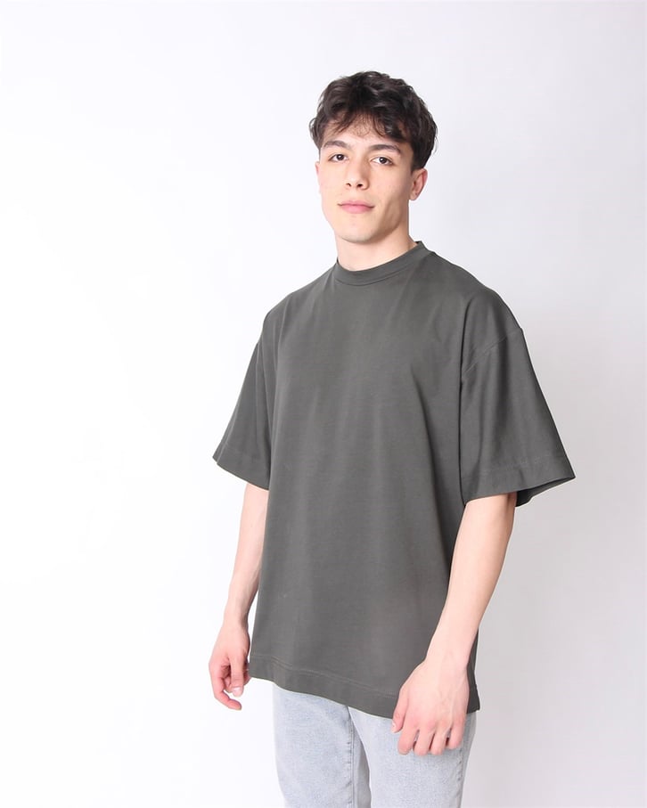 OVERSIZE BASIC TSHIRT