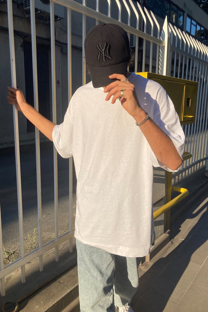 OVERSIZE BASIC TSHIRT