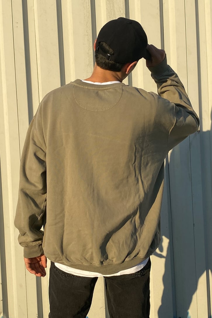 OVERSIZE BASKILI SWEATSHIRT
