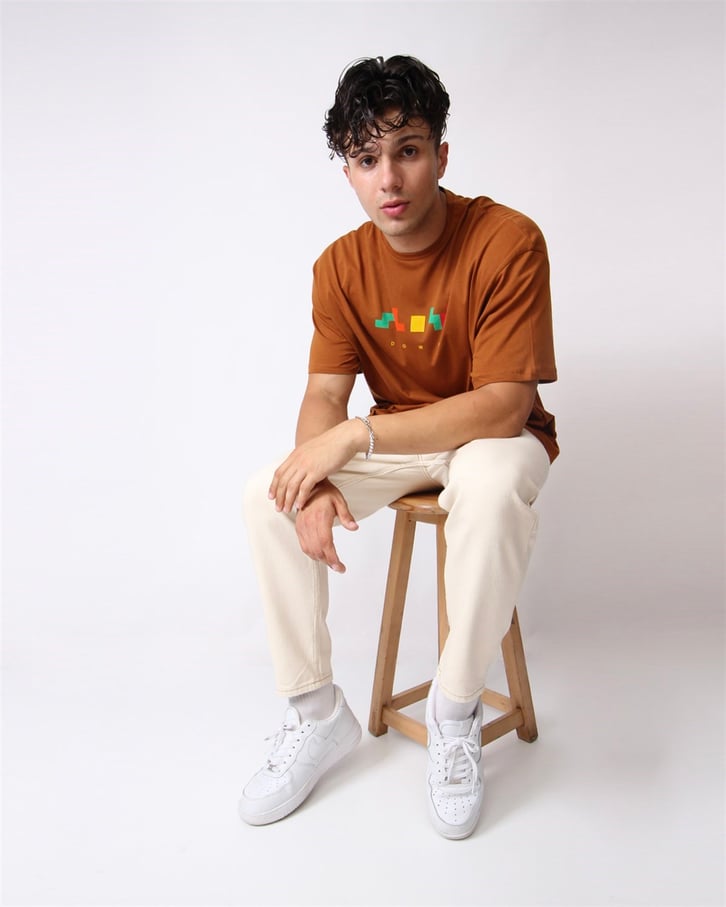 OVERSIZE BASKILI TSHIRT