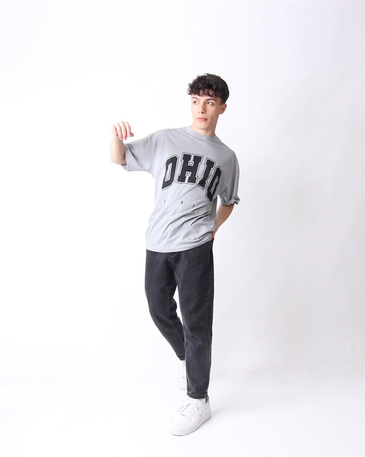OVERSIZE BASKILI TSHIRT
