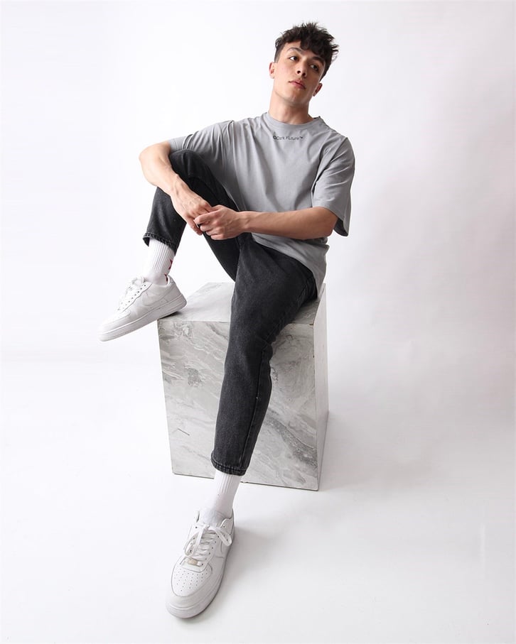 OVERSIZE BASKILI TSHIRT