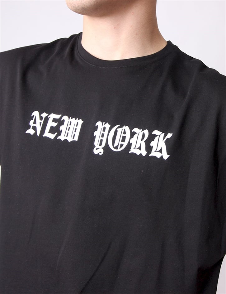 OVERSIZE BASKILI TSHIRT