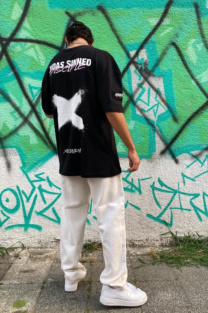 OVERSIZE BASKILI TSHIRT