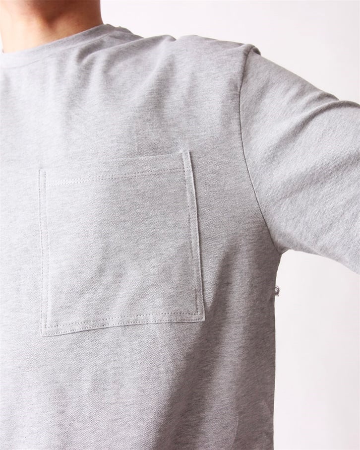 OVERSIZE CEPLİ BASIC TSHIRT