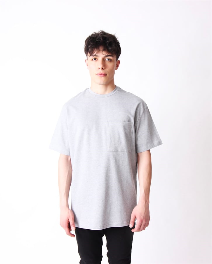 OVERSIZE CEPLİ BASIC TSHIRT