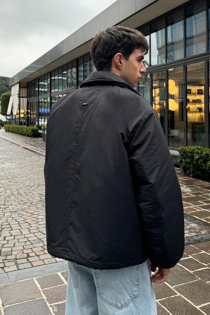Oversize Çıt Çıt Kapamalı Ceket