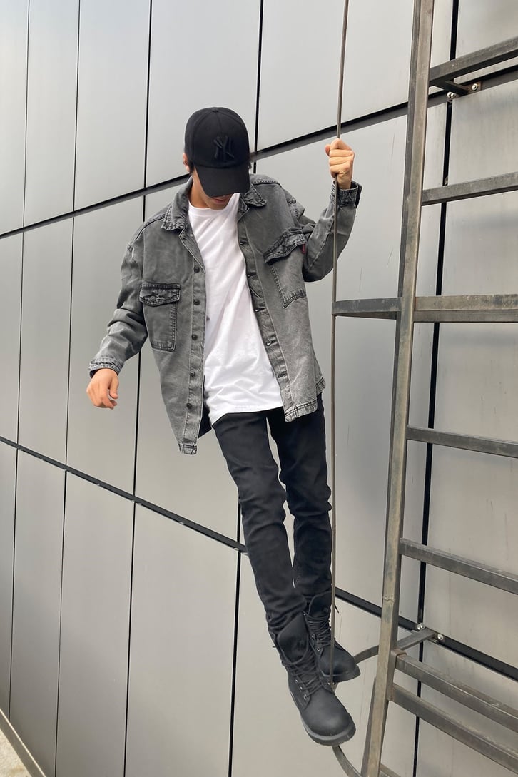 OVERSIZE DENIM JACKET SHIRT