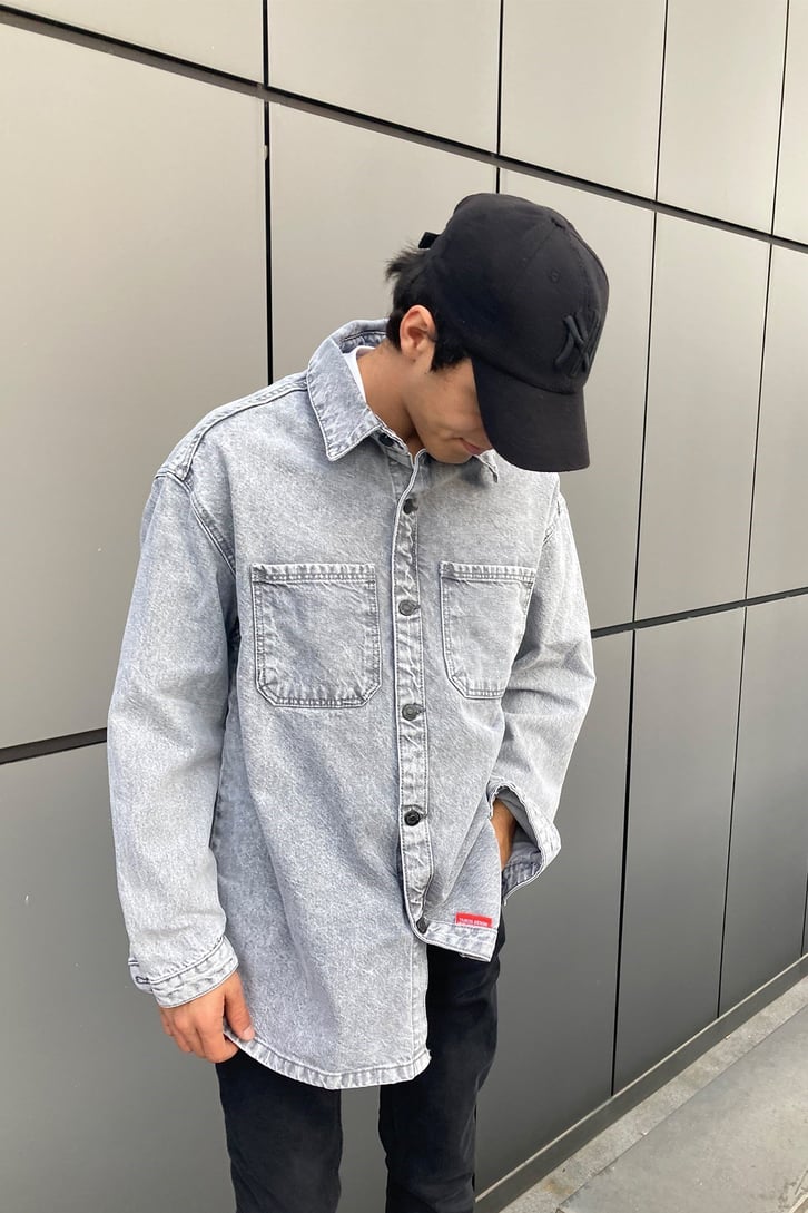 OVERSIZE DENIM JACKET SHIRT