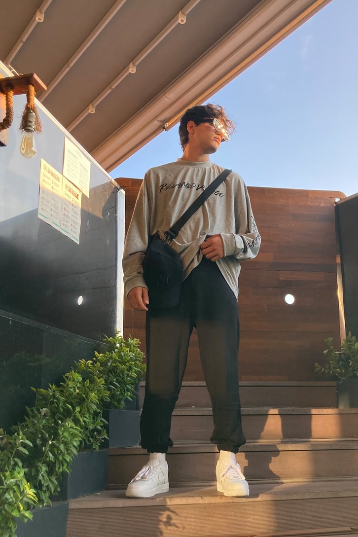 OVERSIZE ELSATIC FIT SWEATPANTS